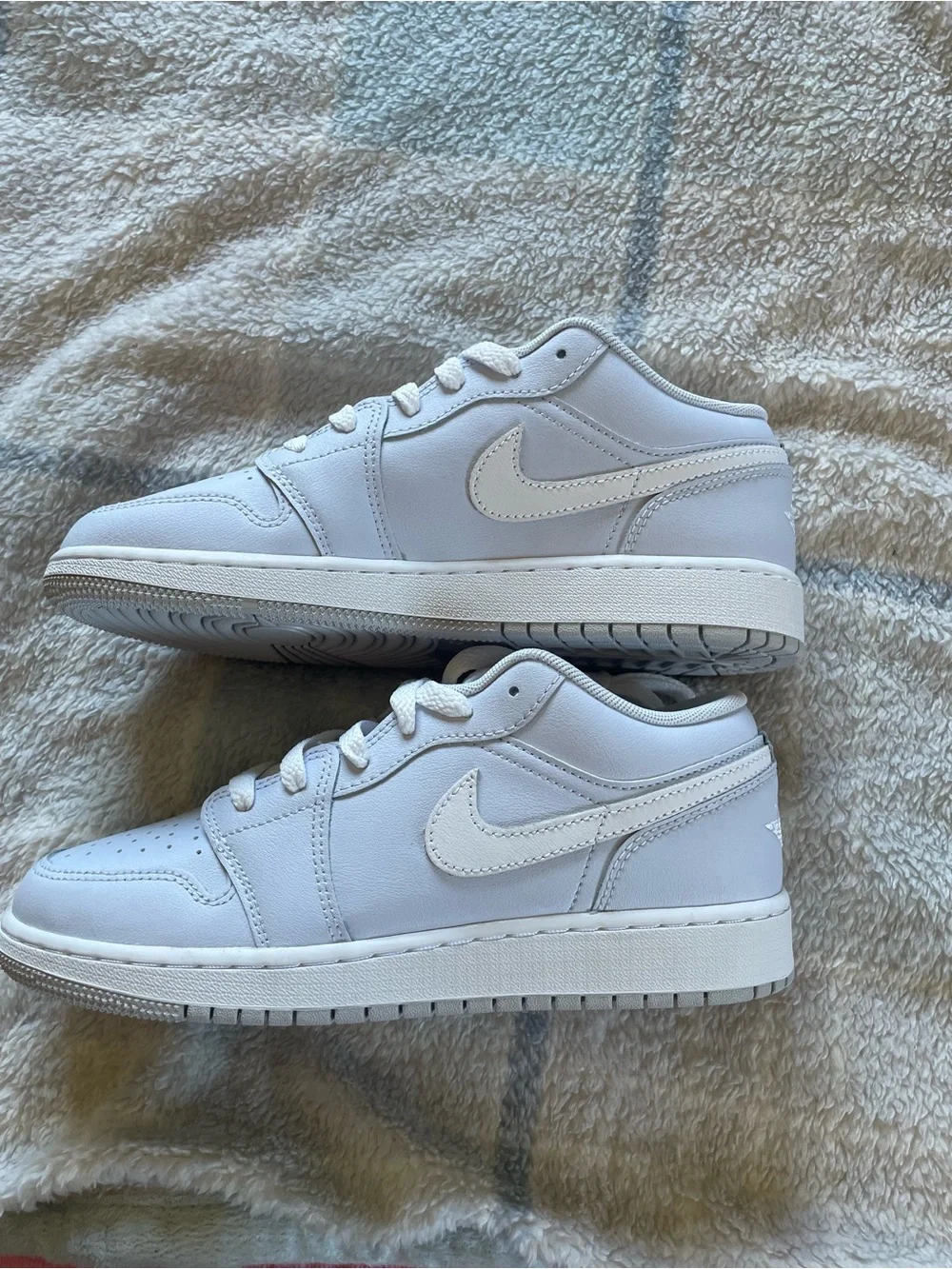 Nike Kids White Low-Top Sneakers-NWOT